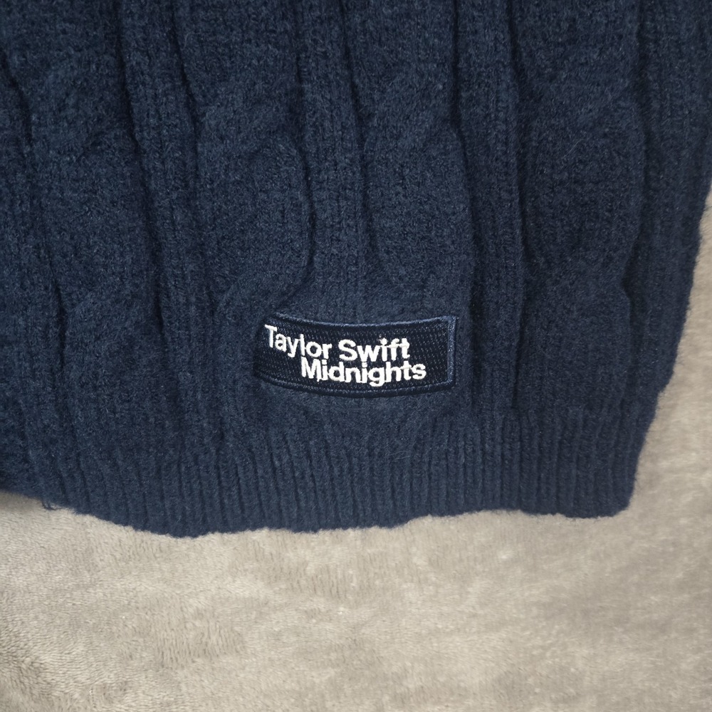 Taylor Swift Midnights Cardigan Navy Blue Stars Cozy Sweater Size XL / 2XL‎ - Picture 4 of 8